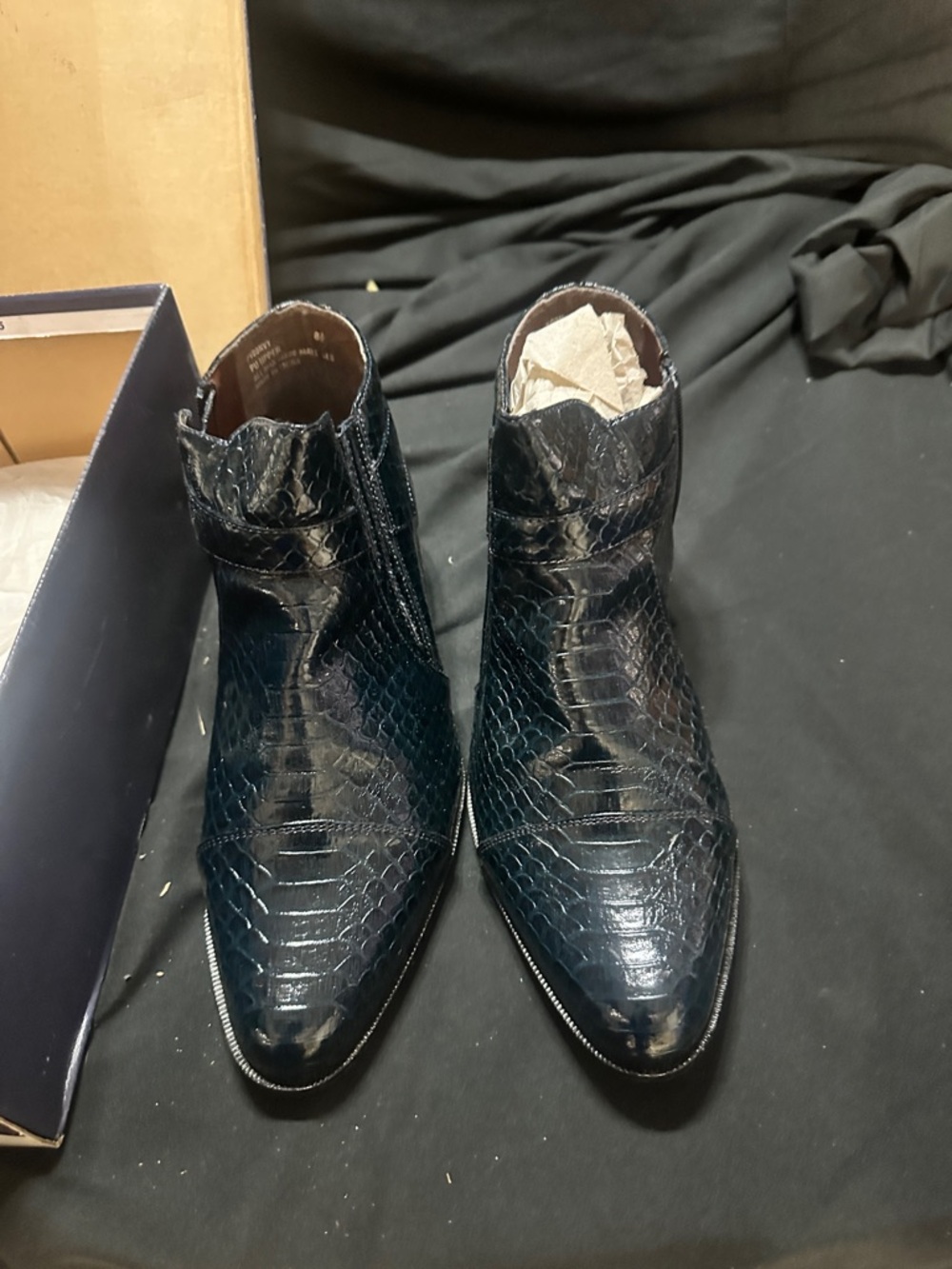 Men's navy Croc-Embossed Leather Ankle Bootsa-martino coy size 8.5 with box